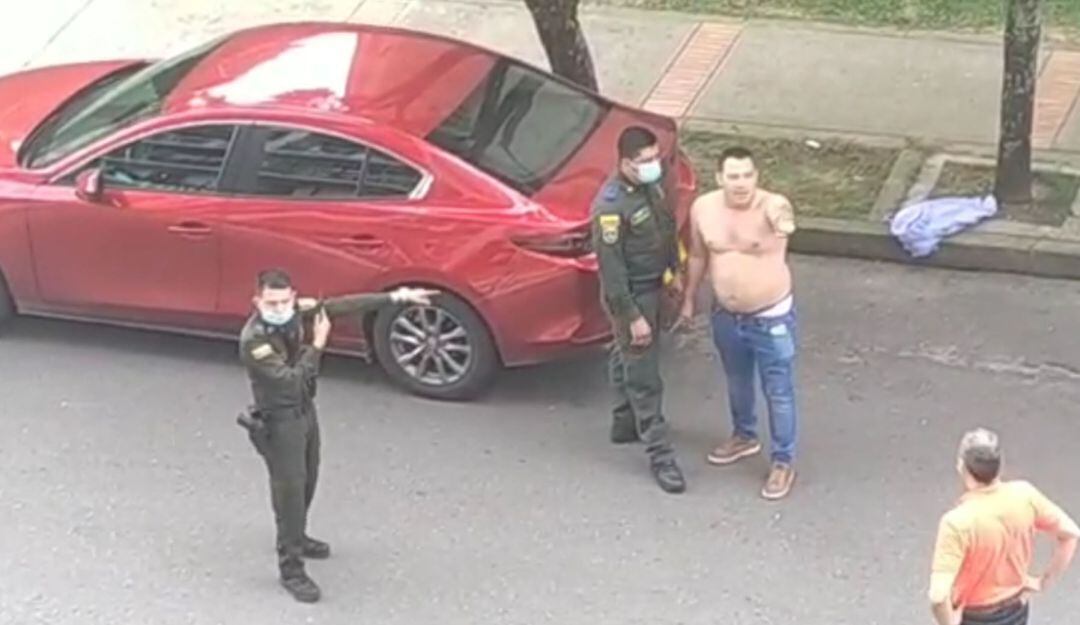 Condutor agredió a un policía en Ibagué 