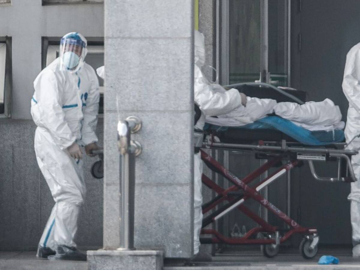 OMS pospone decisión sobre posible alerta internacional por neumonía