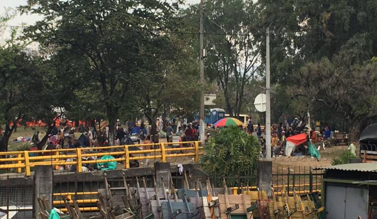 Habitantes de calle en inmediaciones de la plaza La Minorista. 