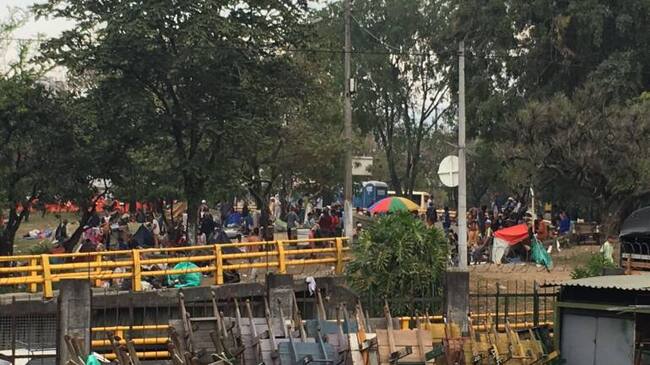 Habitantes de calle en inmediaciones de la plaza La Minorista.