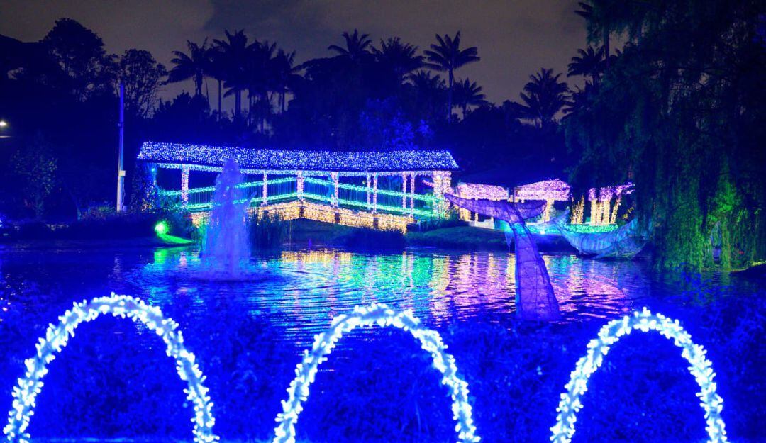 El Jardín Botánico de Bogotá, unido con Codensa, se ilumina con "Pacificanto"