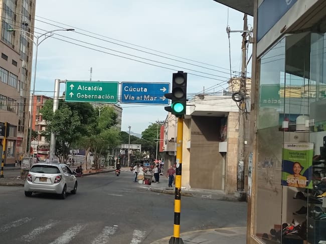 Líder de las personas que trabajan en los semáforos