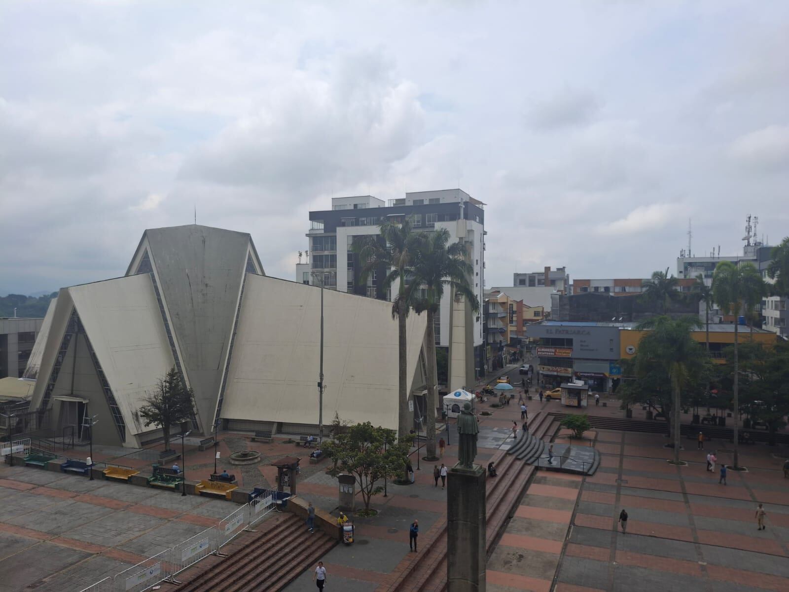 Plaza de Bolívar de Armenia- Vanessa Porras (Caracol Radio)