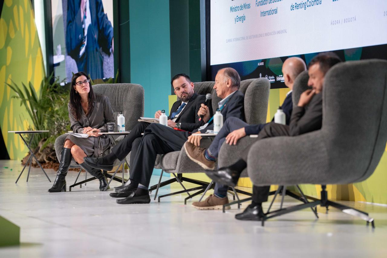 Durante el panel se resaltó el papel del bioetanol y el biodiésel como generadores de un cambio drástico en el país. | Foto: Caracol Radio