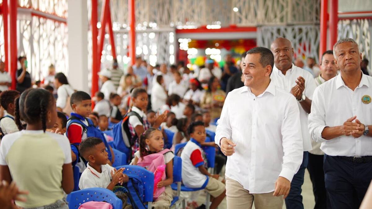 Alcalde Dumek Turbay alcanza un 83,3 % de favorabilidad en Cartagena, según encuesta del CNC