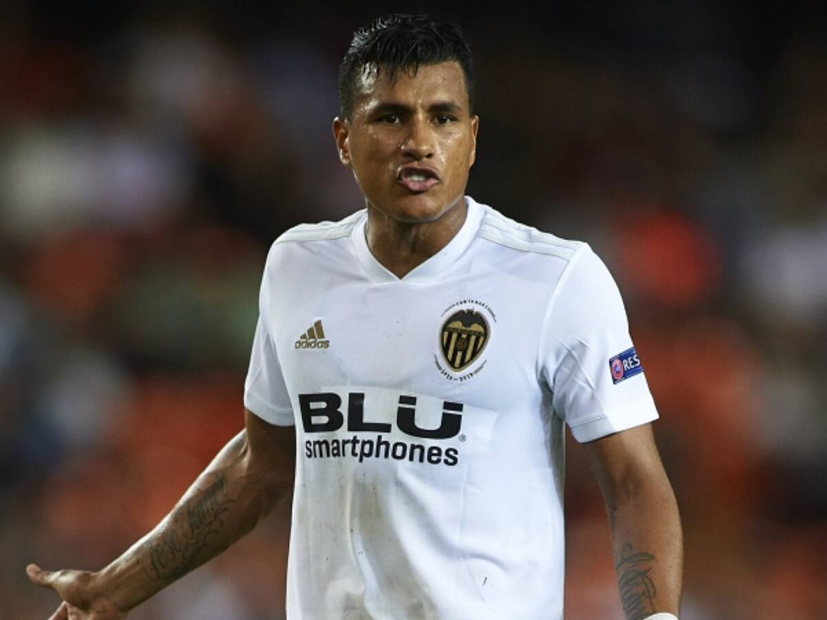 Jeison Murillo fue suplente en el empate del Valencia frente a Young Boys