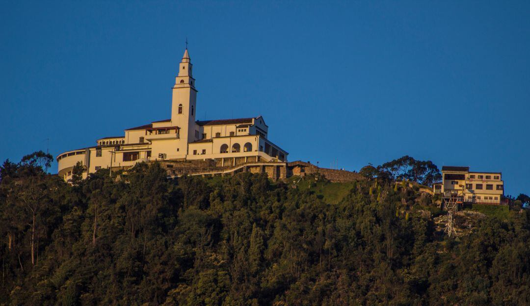 Más de 33.700 personas subieron a Monserrate este viernes Santo