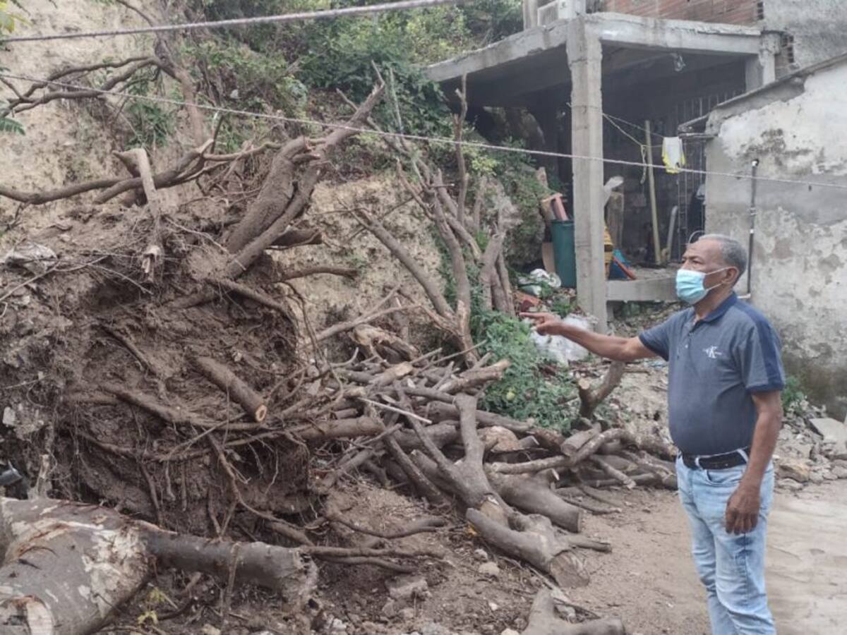 Temor por deslizamiento en el barrio Santa Rita de Cartagena