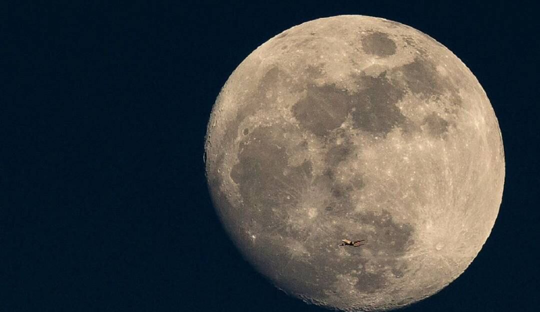 Vista de la luna en 2015. Foto: Photo by Dan Kitwood/Getty Images
