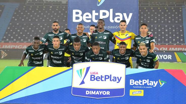 Menosse: "Con los tres puntos en casa podemos soñar con la final"