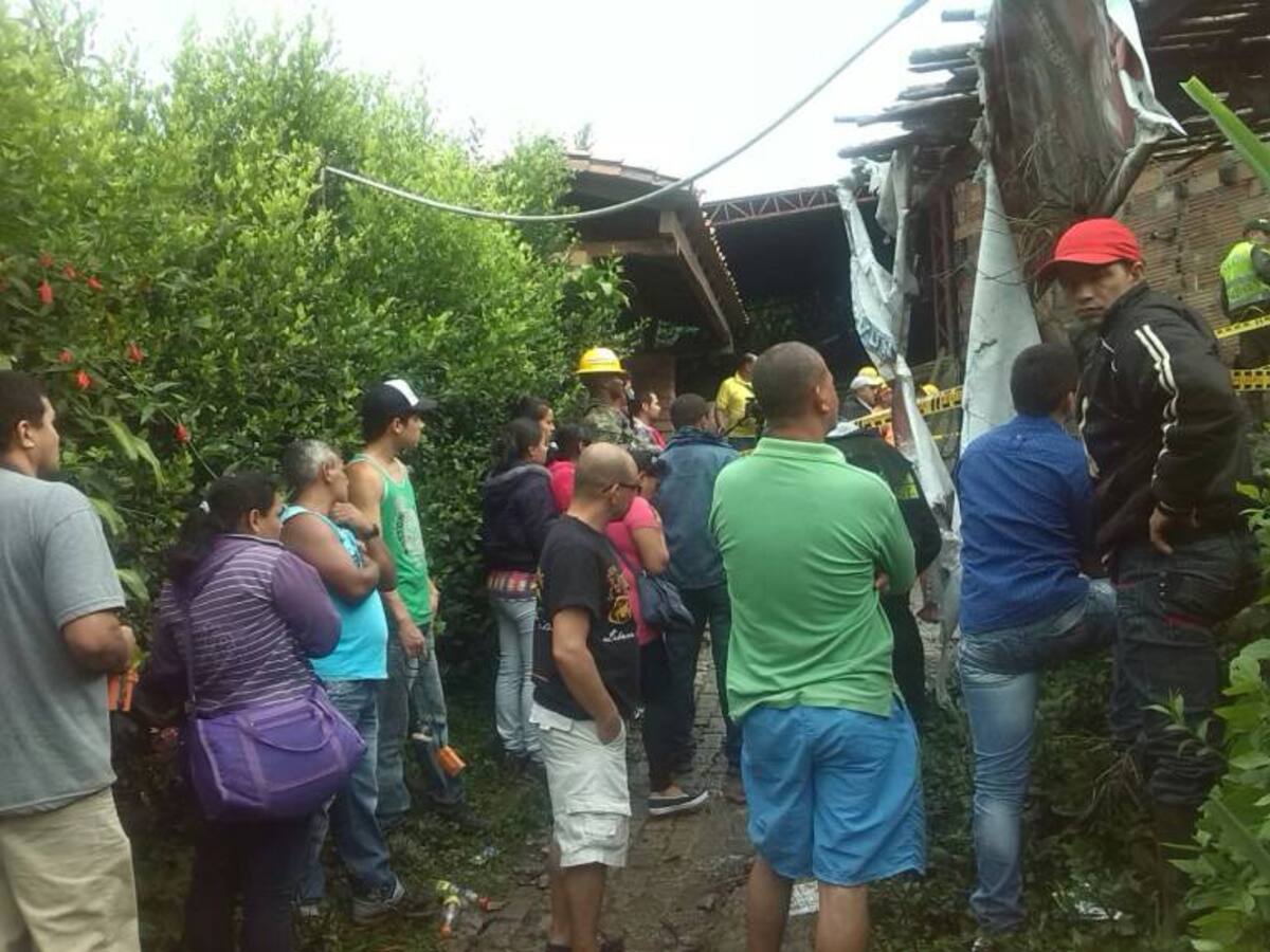 Continúa búsqueda de obreros muertos en mina de Angelópolis, Antioquia