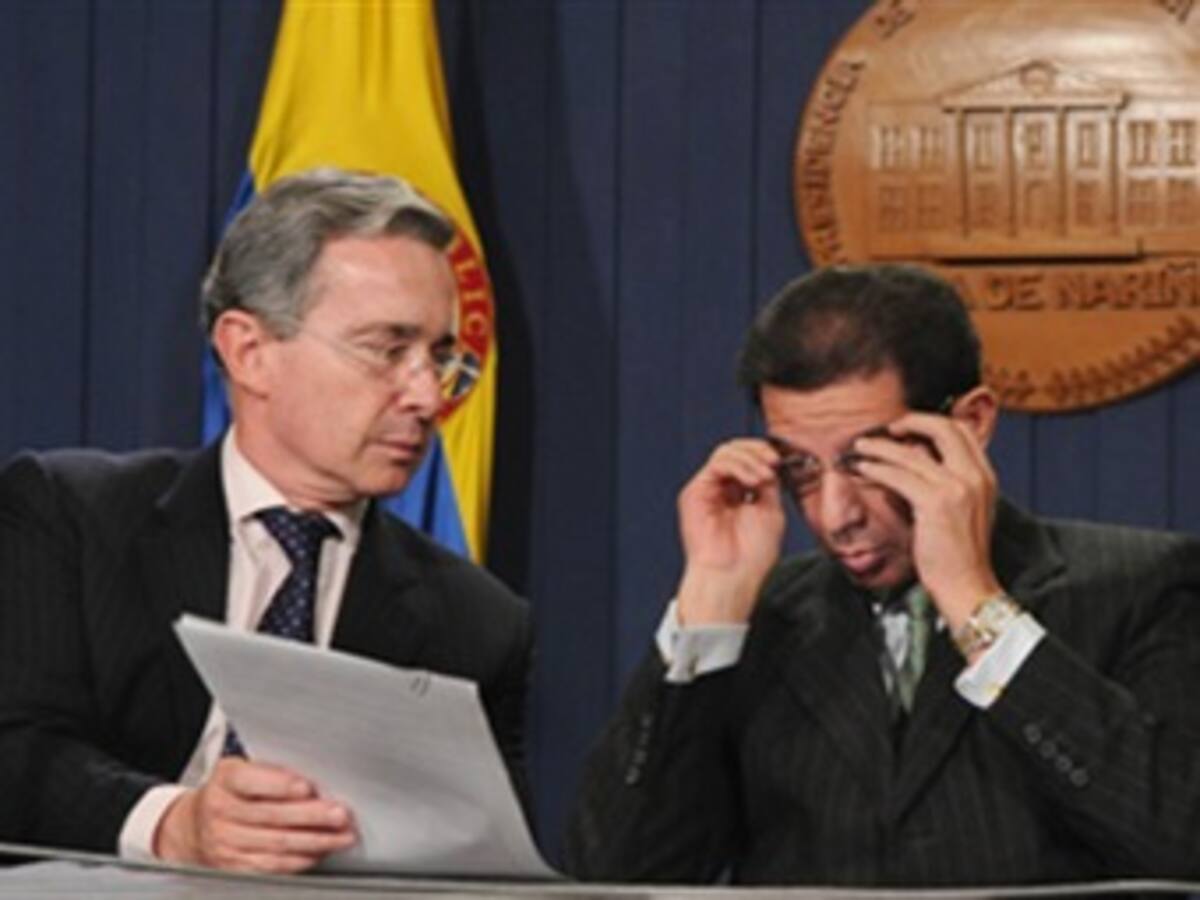 Uribe, Fedegán y Gobierno se reunirán para discutir sobre proceso de paz
