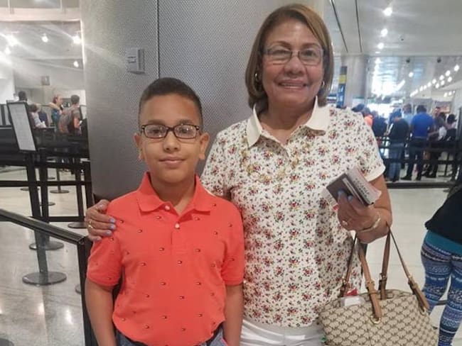 Buscan a un menor norteamericano y su abuela desaparecidos en Cartagena
