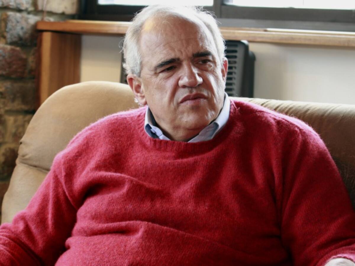 Samper dice que ofrecerá misa solemne para despedir al Procurador