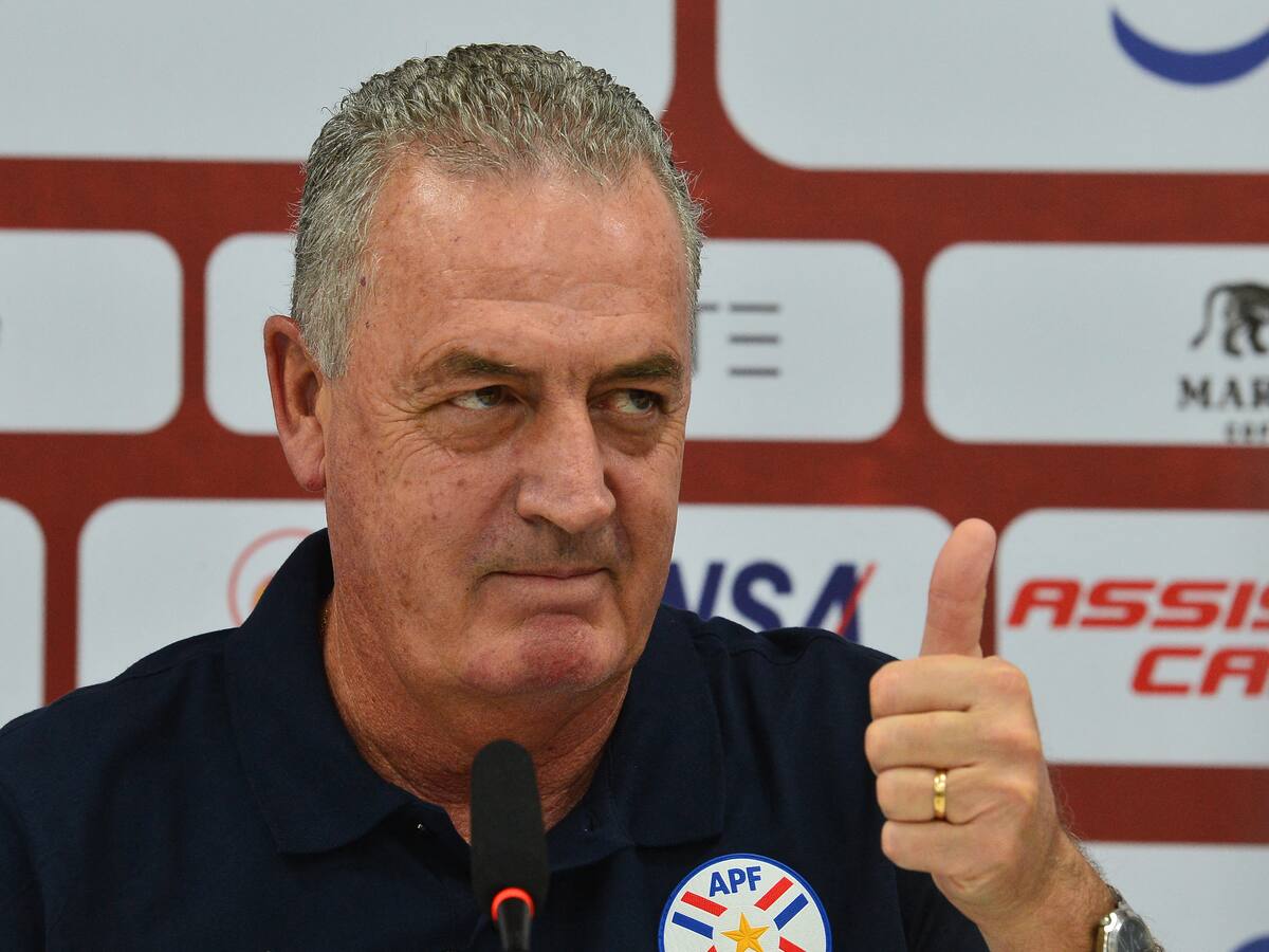 Gustavo Alfaro avisa en Paraguay que el partido ante Colombia por Eliminatorias “no será fácil”