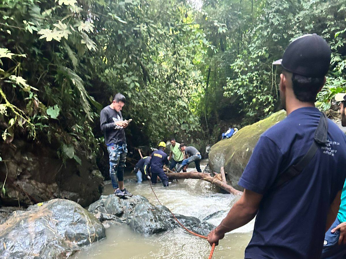 Encuentran el cuerpo de un motociclista que había desaparecido en una creciente súbita en Villamaría
