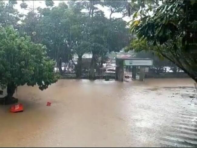 Inundaciones ocasionadas por las lluvias en Medellín (estación Poblado del Metro). Foto: Cortesía.