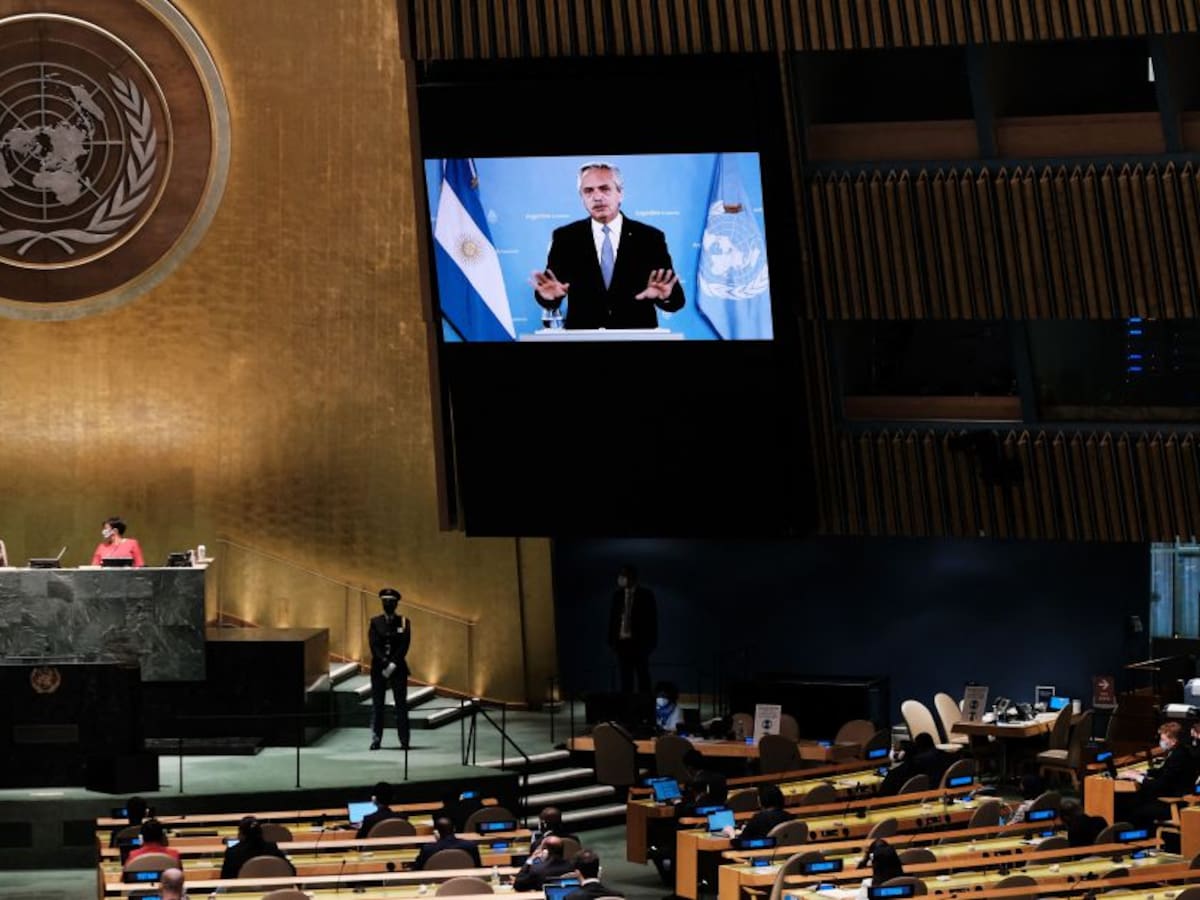 Argentina ha sido sometida a un ‘deudicidio’: Alberto Fernández