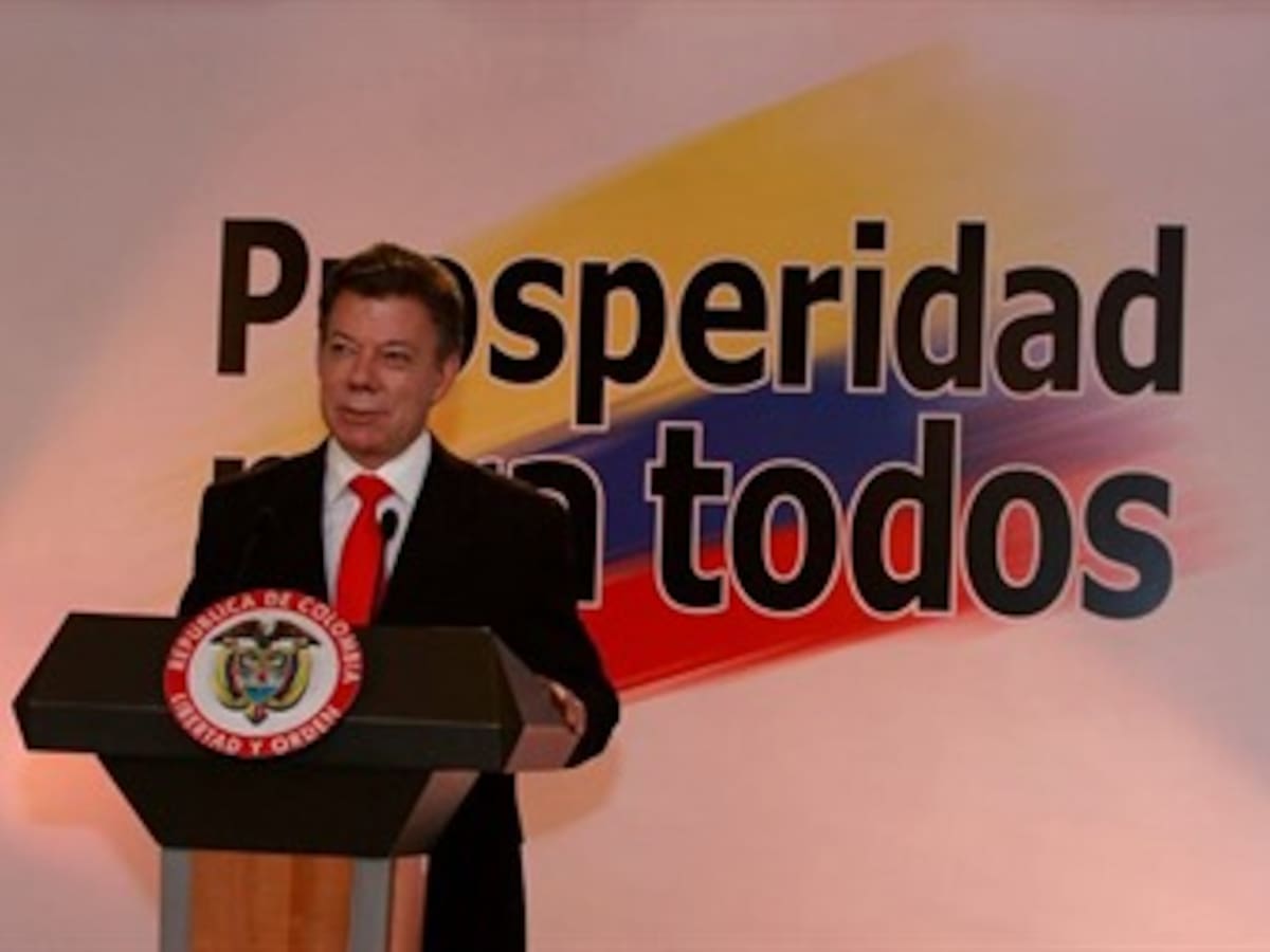 Un candidato uribista podría ganarle al presidente Santos, según encuesta
