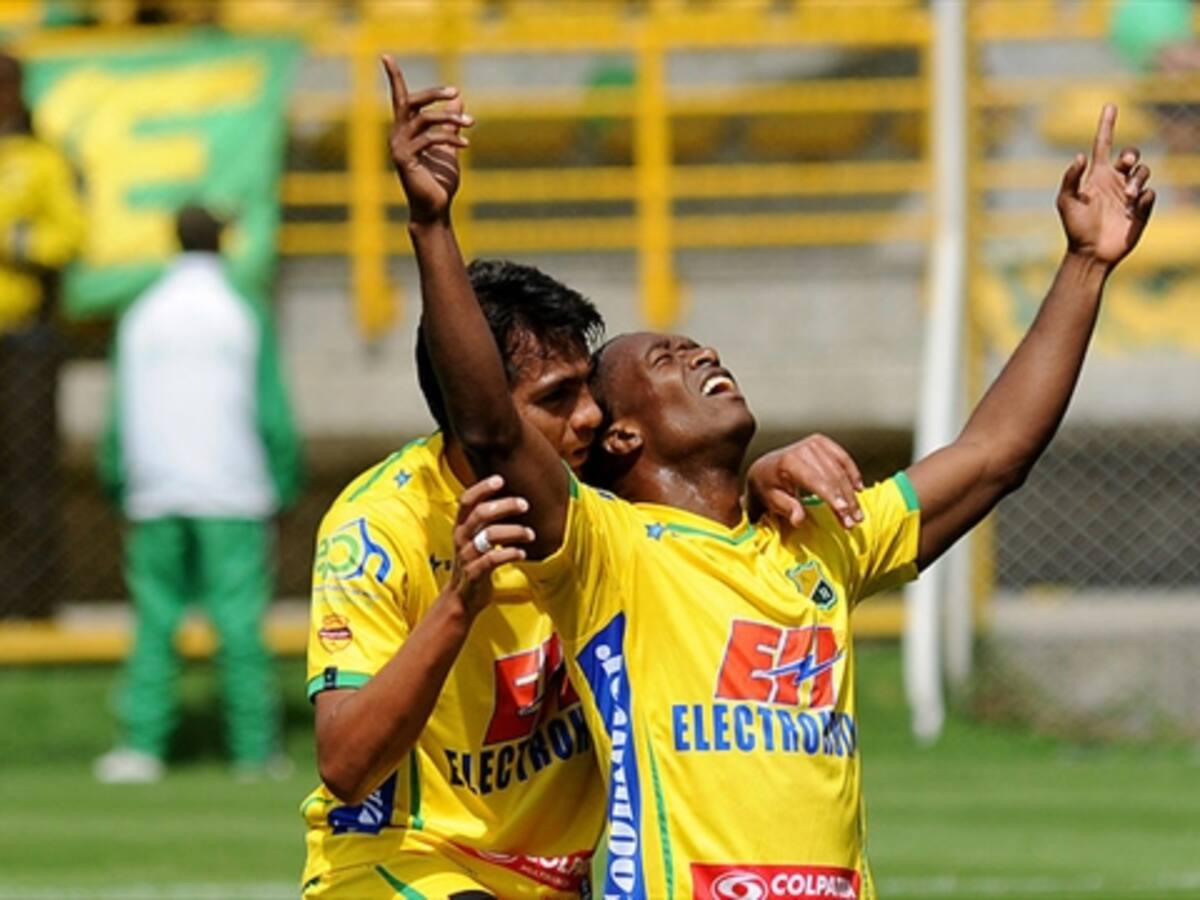 Atlético Huila jugará las finales del fútbol colombiano en Armenia