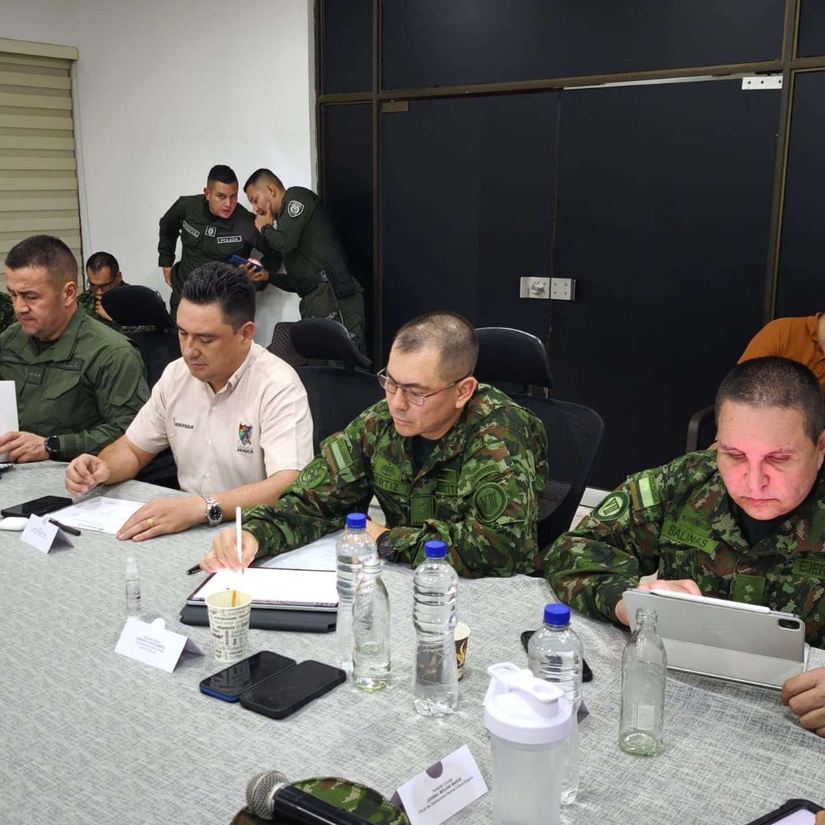 Anuncian mayor despliegue militar en Arauca tras atentado al esquema del senador Jairo Castellanos