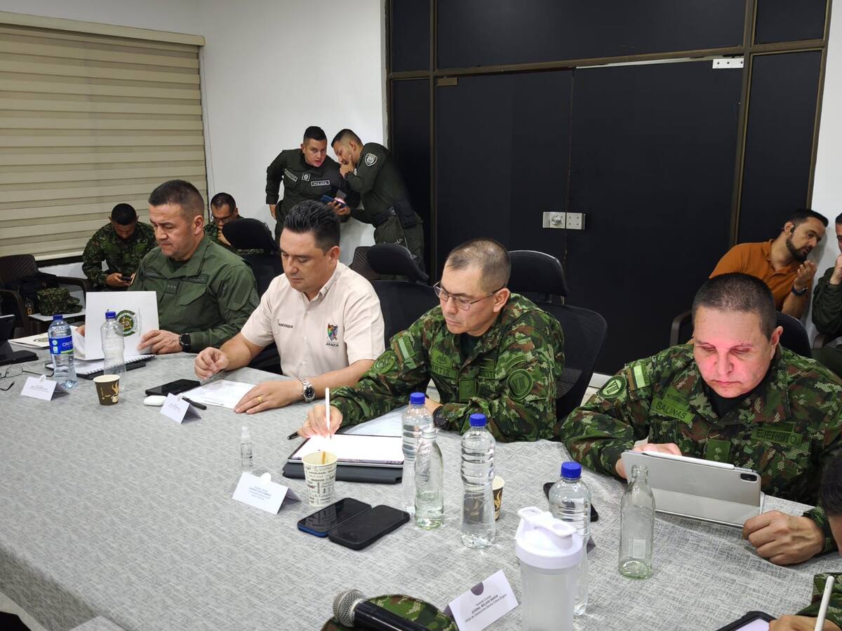 Anuncian mayor despliegue militar en Arauca tras atentado al esquema del senador Jairo Castellanos
