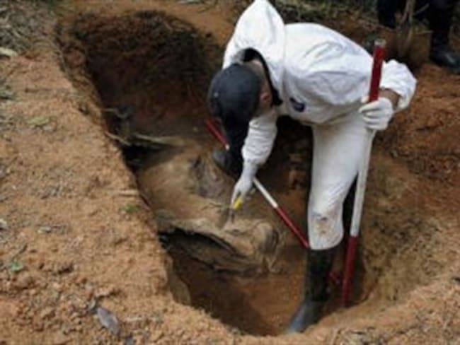 La ONU sugiere a Colombia una política nacional de exhumaciones