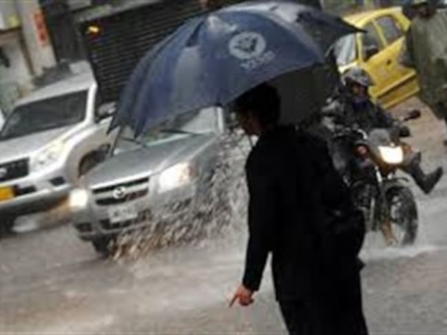 Lluvias causan emergencias en tres sectores de Medellín
