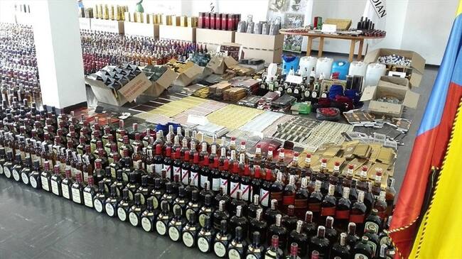 Fiscalía alerta sobre el expendio de licor adulterado en temporada navideña. Foto: Colprensa