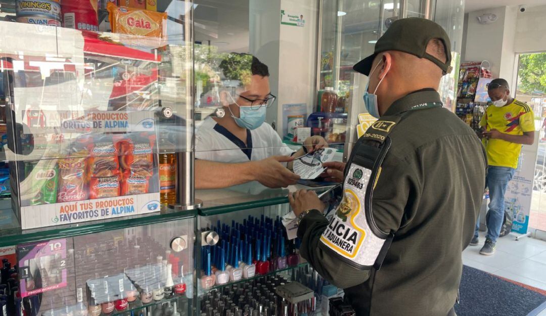 La actividad se viene desarrollando en el sector comercial del mercado de Bazurto