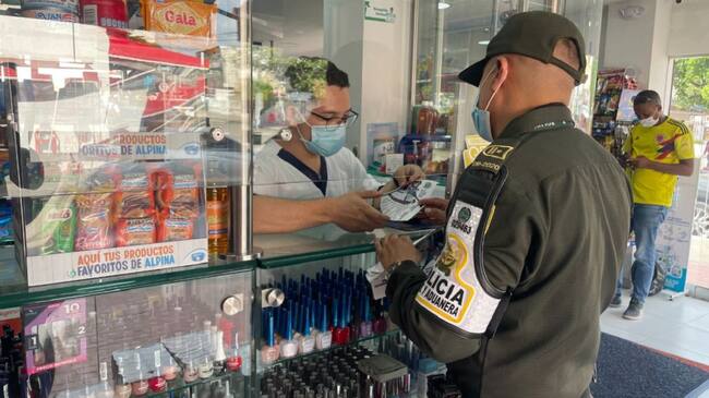 La actividad se viene desarrollando en el sector comercial del mercado de Bazurto