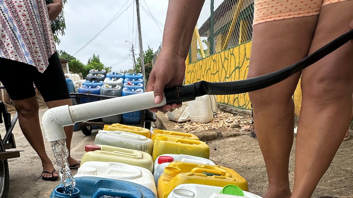Más de un millón de litros de agua potable se han destinado para familias damnificadas en Córdoba