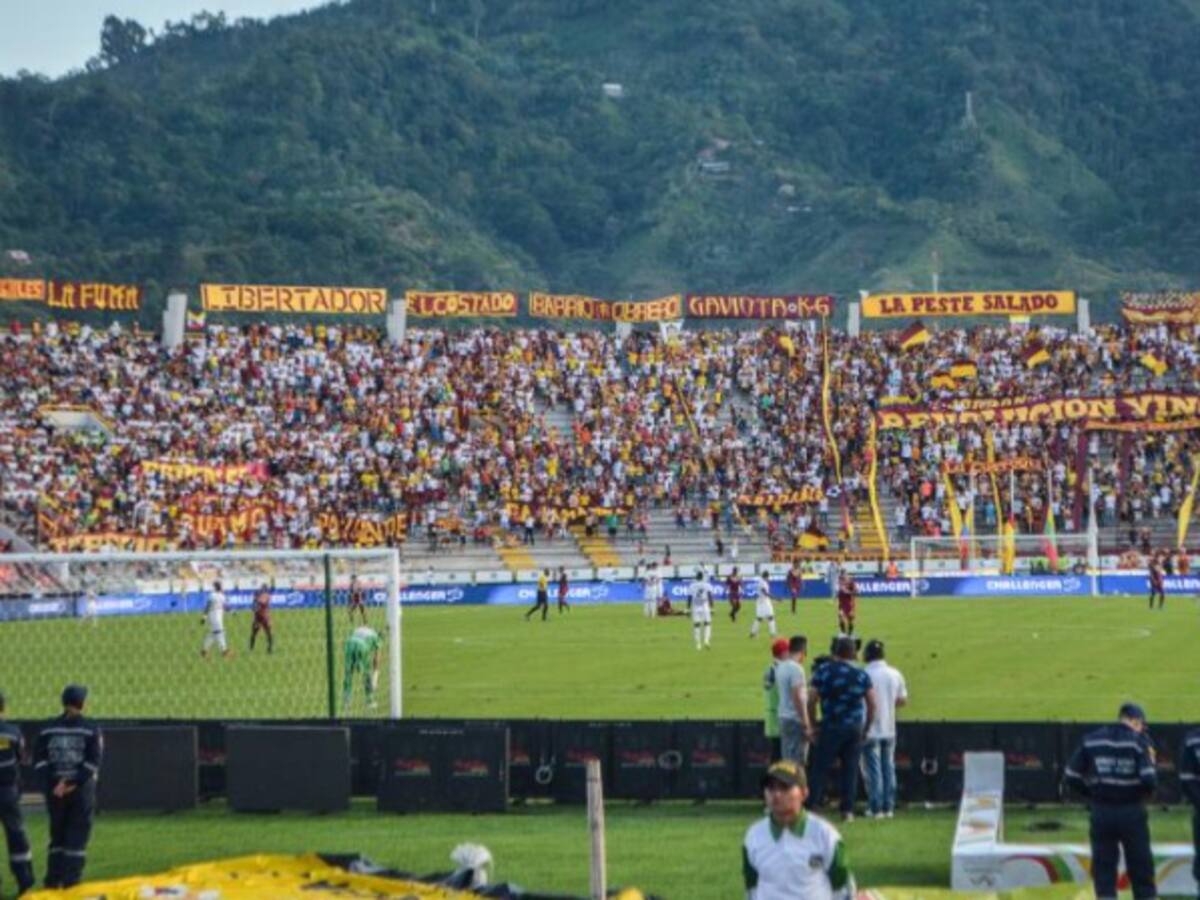Hinchas del Tolima no pierden la ilusión de la segunda estrella