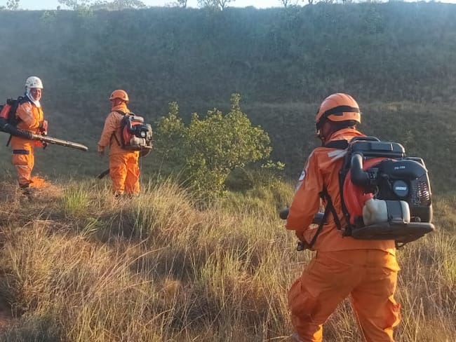 Atención incendios forestales / Foto: @DefensaCivilCo