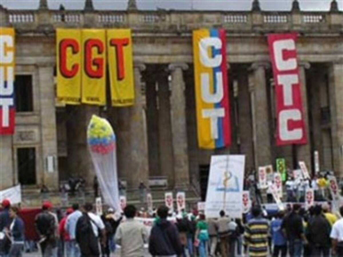 Centrales obreras presentarán propuesta unificada para incremento de salario mínimo