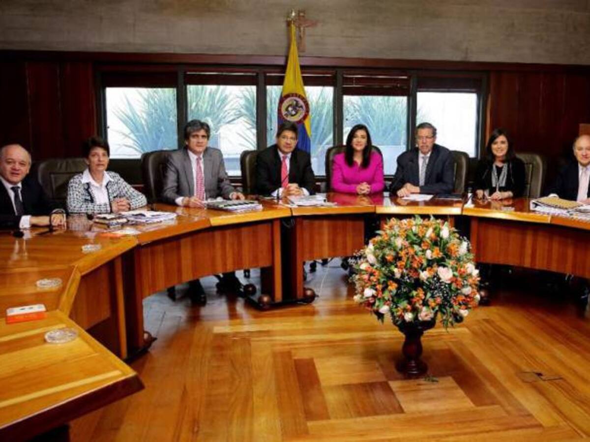 Corte ratifica creación de la Comisión Nacional de Disciplina