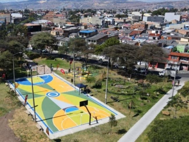 Bogotá cierra temporalmente parques y humedales ante riesgo de incendios forestales