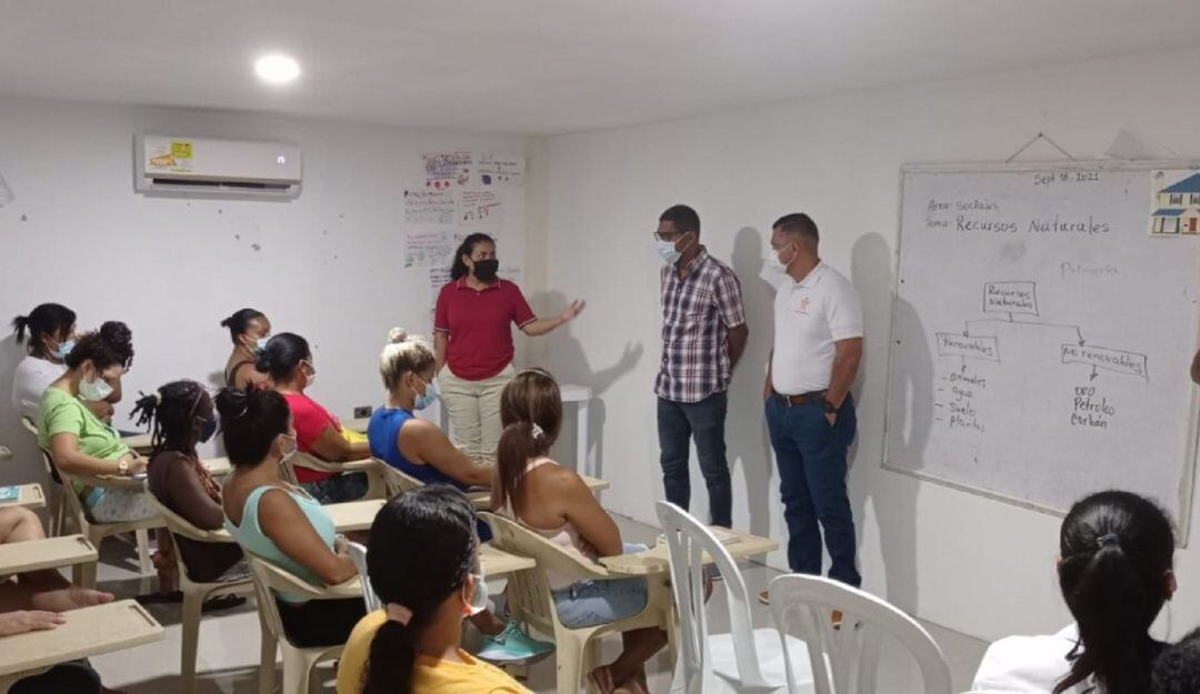 35 mujeres tendrán la oportunidad de empezar a capacitarse con el SENA para convertirse dentro de seis meses en operarias en bisutería