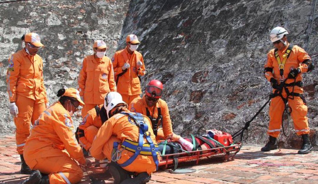 Simulacro de rescates de la Defensa Civil en Cartagena