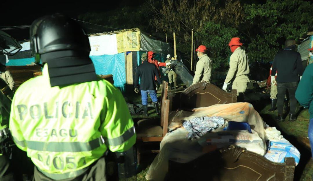 Desalojo en el jarillón del río Cauca