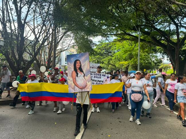 María Camila Potosí, con ocho meses de embarazo, desapareció el 16 de julio y cuatro días después fue hallada sin vida a orillas del río Meléndez, en el sur de Cali. Foto: Caracol Radio.