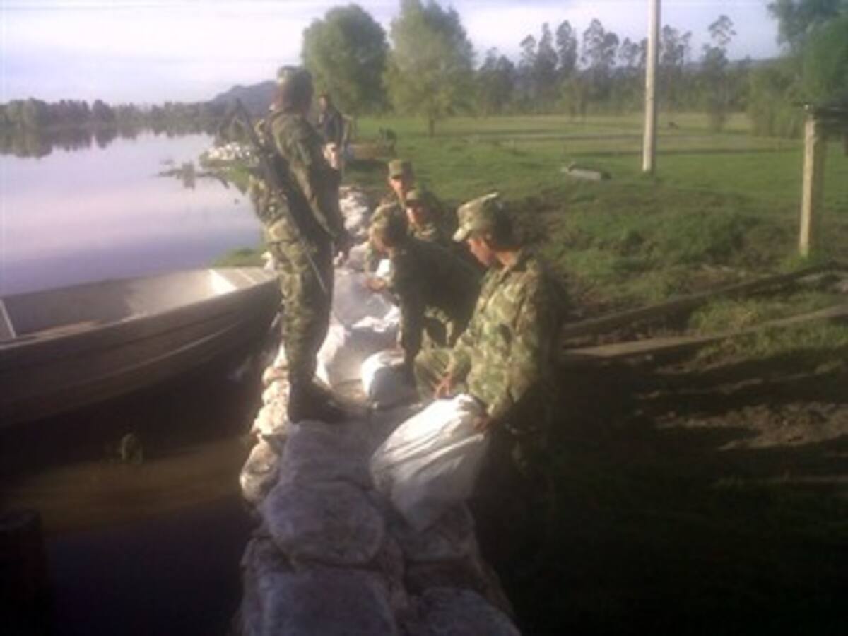 Gobierno crearía puente aéreo en ciudades con escasez de alimentos