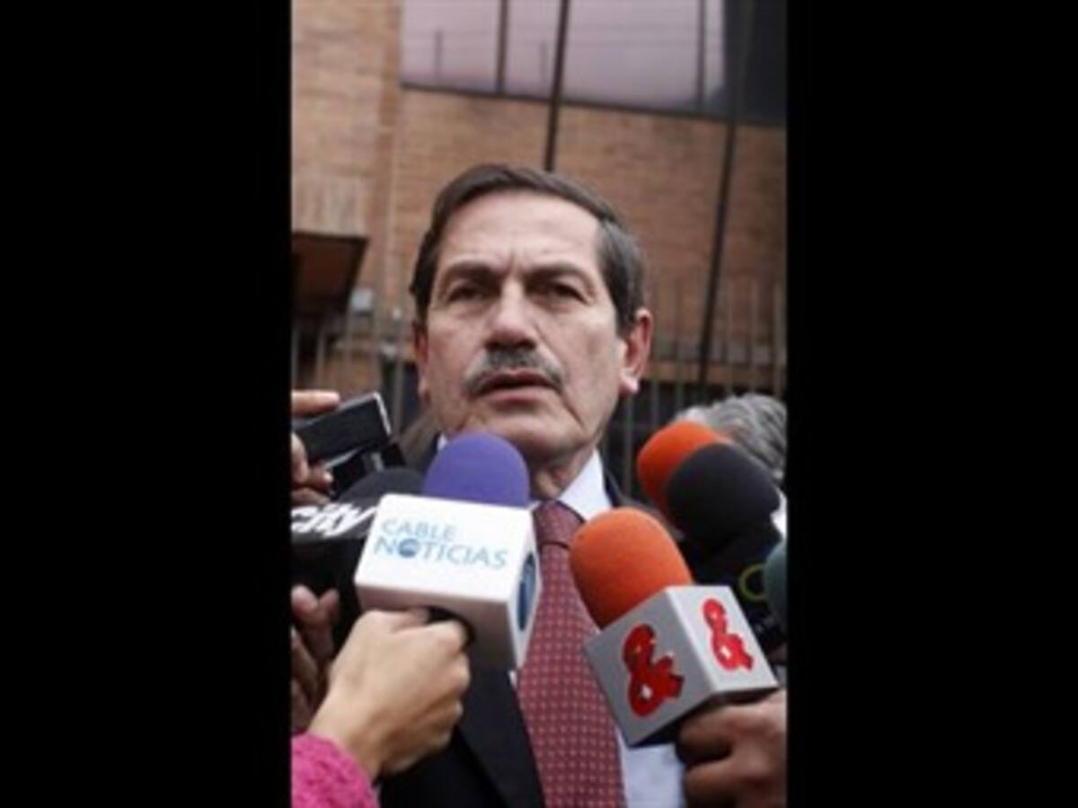 El fallo de la Procuraduría es insólito e increíble: abogado de Petro