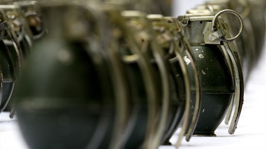 Persiste la preocupación en la comunidad de Cerro Tijeras, por la presencia de actores armados, munición sin explotar y un vehículo que al parecer está cargado con explosivos | Imagen de referencia. Foto: Getty Images