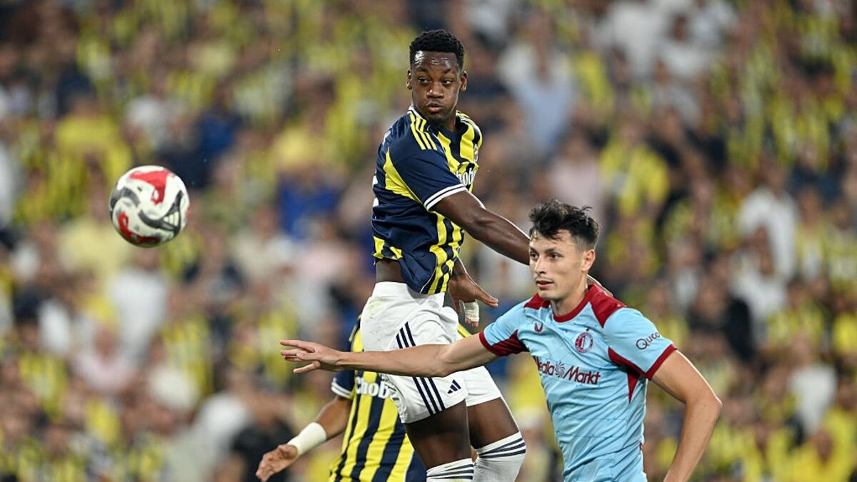 Video | Jhon Jáder Durán marcó su primer golazo oficial con Fenerbahce en Champions League