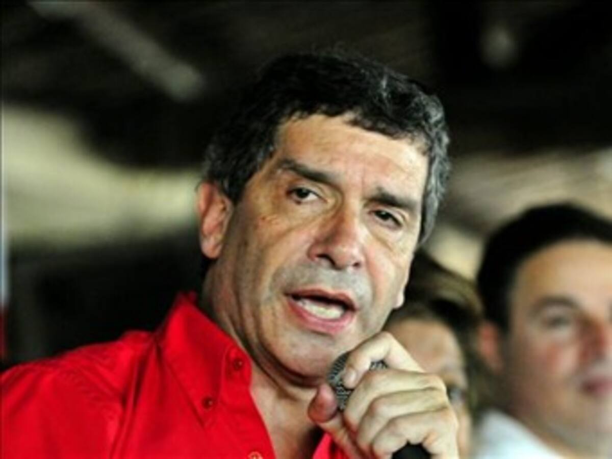 Rafael Pardo dice que no le interesan las propuestas de Juan Manuel Santos