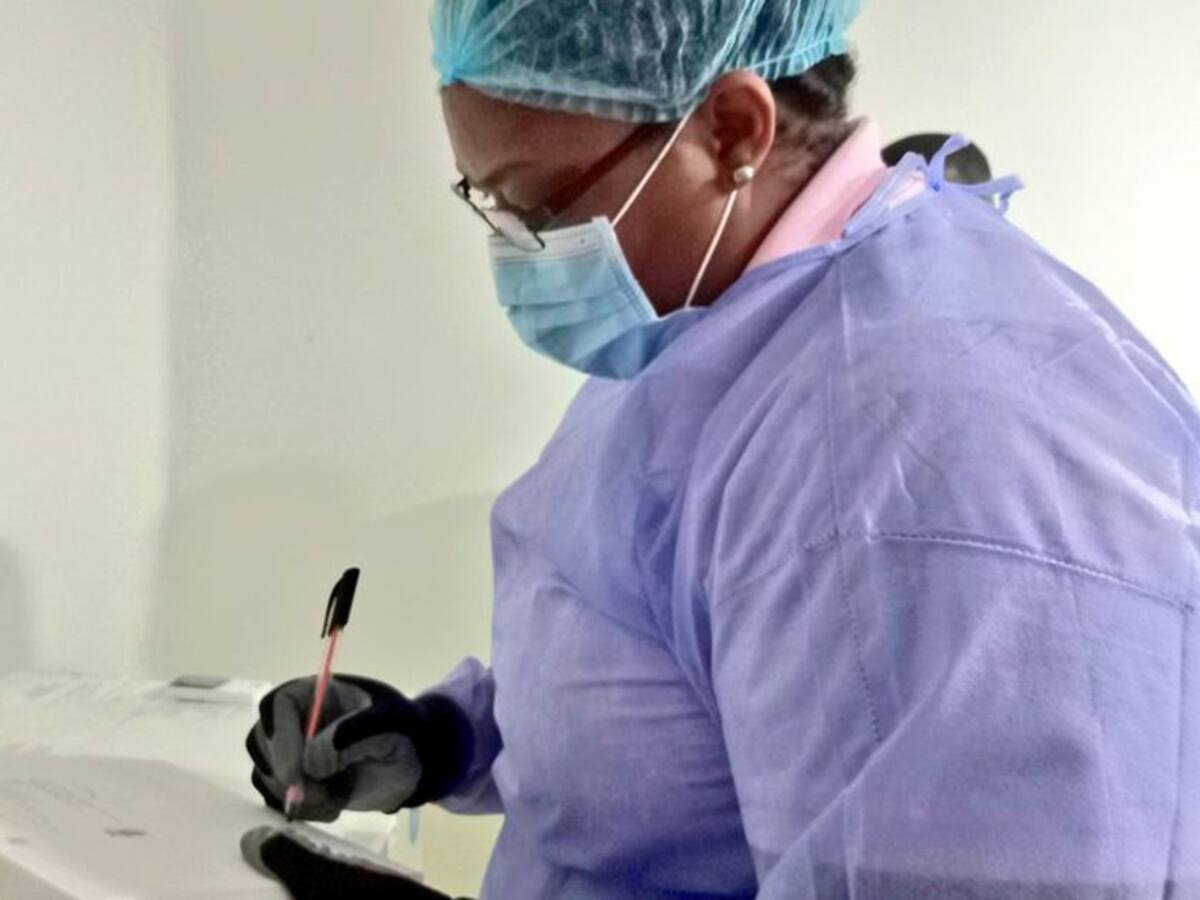 Un nuevo lote de más de 400 vacunas de Pfizer llegó a Buenaventura