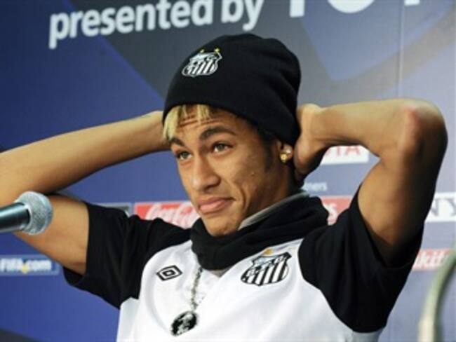Barcelona admite que sí tiene interés en fichar a Neymar
