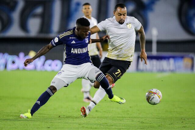 Águilas sorprende y vence a Millonarios por la mínima diferencia / Colprensa