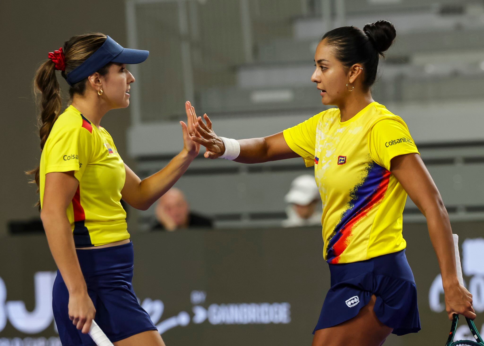 María Camila Osorio y Yuliana Lizarazo tenistas colombianas  en la Billie Jean King Cup / Federación Colombiana de Tenis